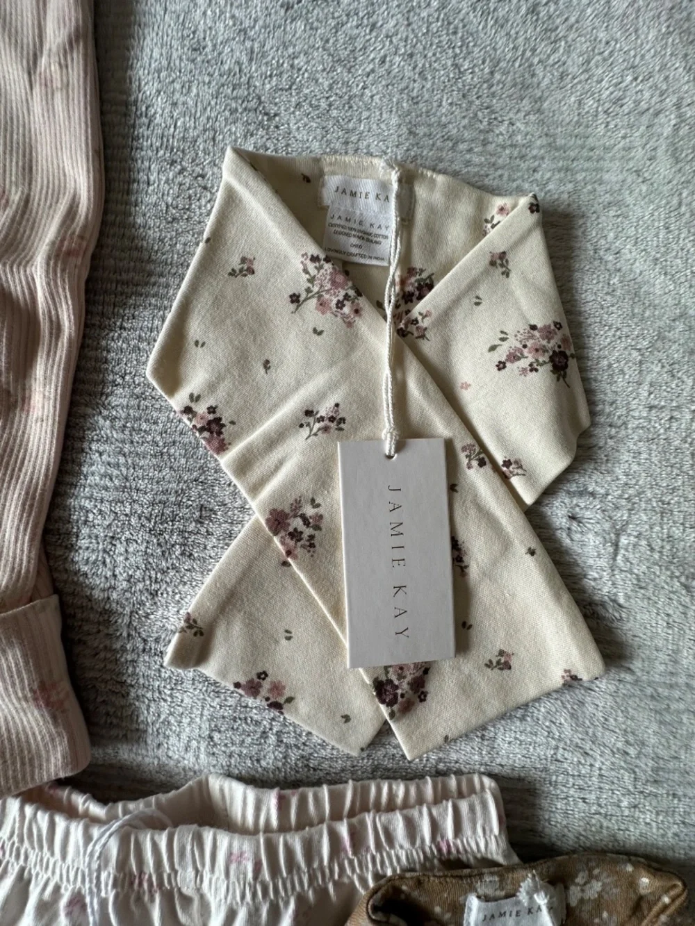 Jamie Kay Bundle - Picture 9 of 16